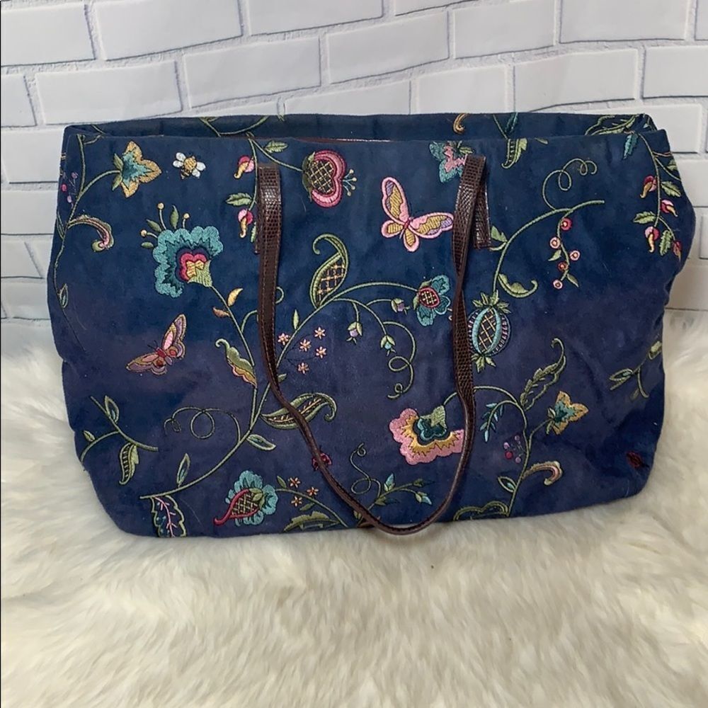 Bueno‎ Blue Fabric Floral/Butterfly Tote Bag